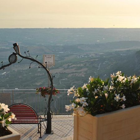 B&B Casa Letizia Trentinara Exterior photo